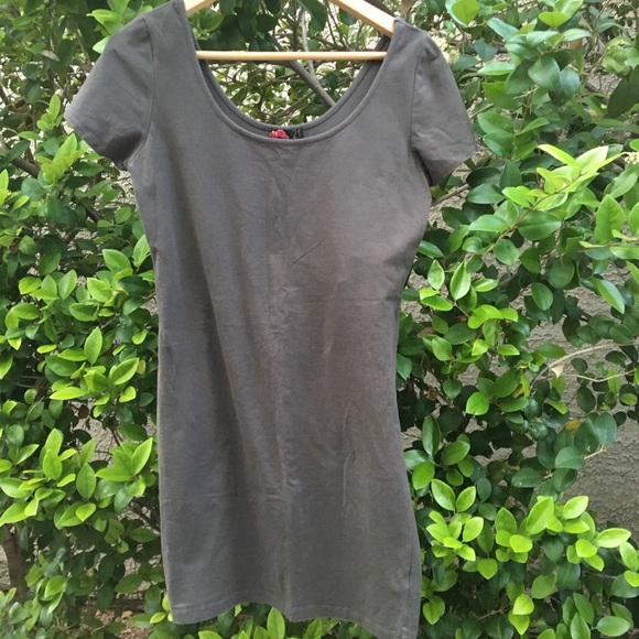 Forever 21 Dresses & Skirts - Forever 21 grey short sleeve Cotton Boatneck dress